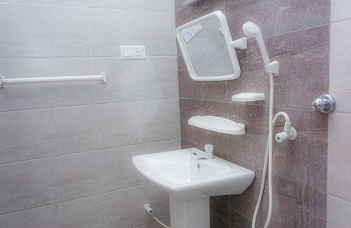 Weerawila Hotel | River Shade Inn