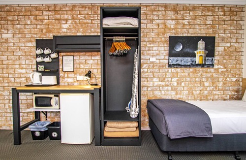 Ballina Hotel | River Street Motel