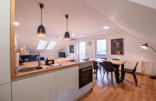 Bohinjska Bela Apartment | River Valley Vista Apartment