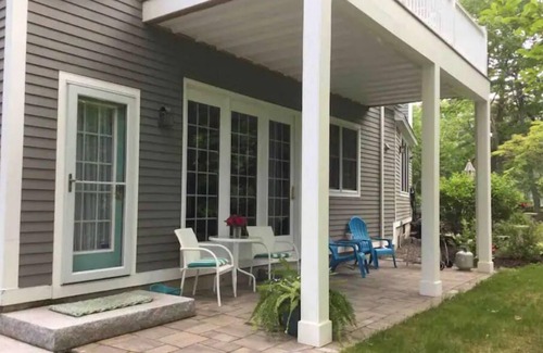 Kennebunkport Apartment | River view living in Kennebunkport - New to VRBO.Tranquil and clean.