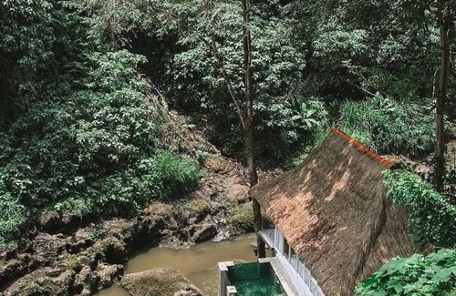 Kemenuh Villa | River Villa III: Villacellabella Insta-worthy