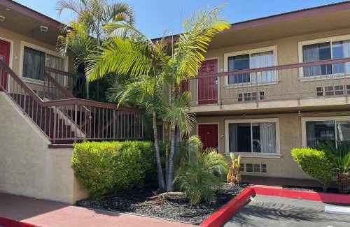 El Rancho Hotel | Rivera Inn & Suites Motel