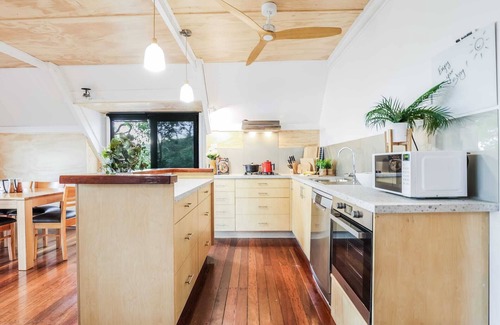Seventeen Seventy House | Riverbank - Captain Cook Drive 1770