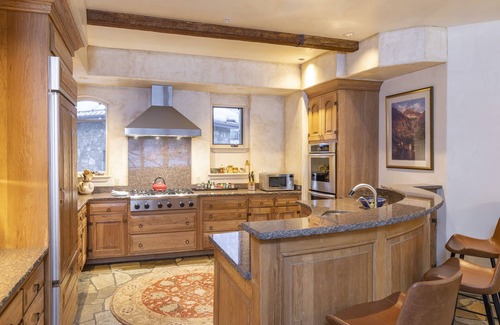 Telluride House | Rivercrown 4 A Luxury Riverside Townhome Unsurpassed Views Comfort Location!