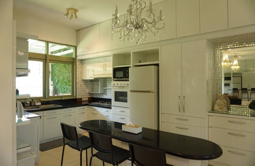 Parongpong Villa | Riverdale Villa