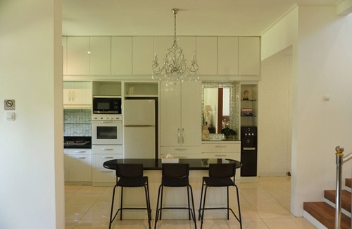 Parongpong Villa | Riverdale Villa