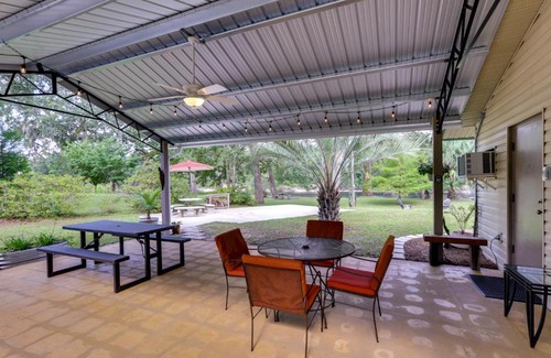 Telogia House | Riverfront Florida Escape with Grill and Fire Pit!