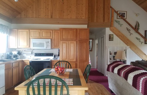 Funny River House | Riverfront Keaira Cabins in Kenai