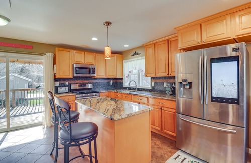 Kresgeville House | Riverfront Kresgeville Getaway Near Blue Mountain!