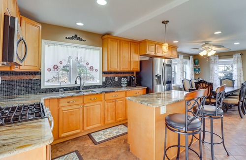 Kresgeville House | Riverfront Kresgeville Getaway Near Blue Mountain!
