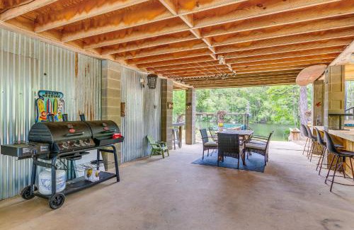 Milton House | Riverfront Milton Cabin with Boat Ramp and Dock!