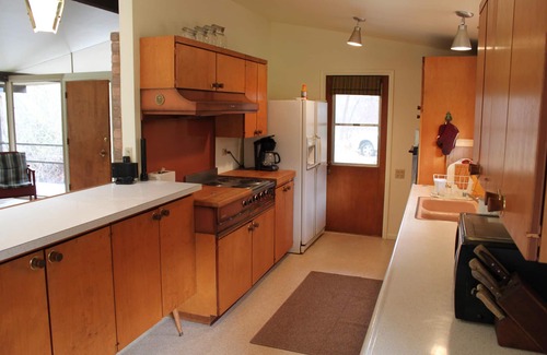 Kaweah House | Riverfront North Fork Kaweah - 1500 Ft of your own river!