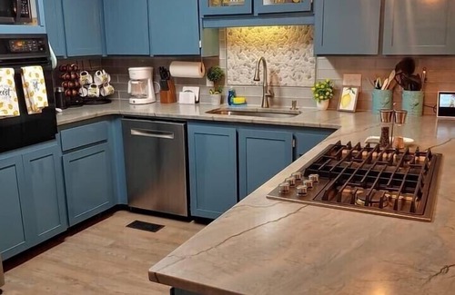 West End House | Riverfront Retreat. Amazing views, quiet spot. Sleeps 8