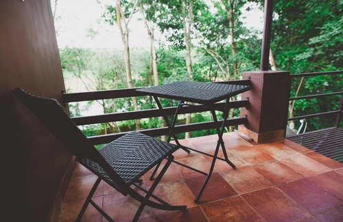 Wadakanchery Resort | Riverine Springs
