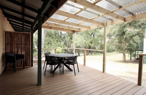 Augusta Cottage | Riverscape Cottage No.11 - Riverscape - unit 11 with views over the Blackwood River and fire place