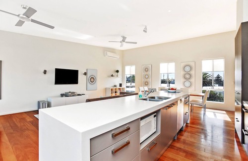 Goolwa South House | RiverSea Beach House – 200m to Iconic Goolwa Beach