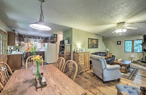 Scipio House | Riverside Cabin w/3 Decks in North Vernon!