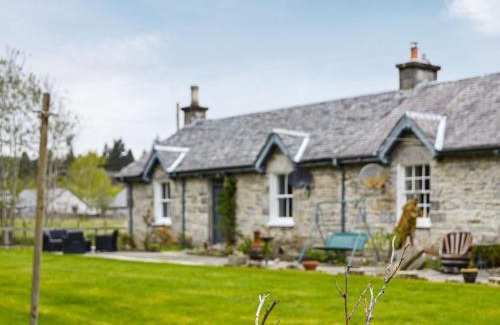 Blair Atholl House | Riverside Cottage