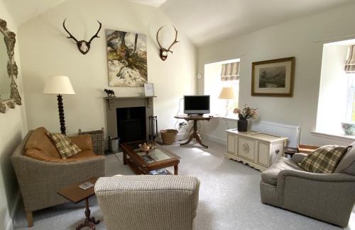 Loch Tay House | Riverside Cottage, Bridge of Balgie, Glenlyon, Perthshire