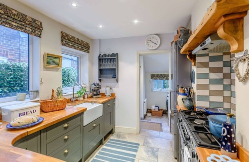 Rye House | Riverside Cottage - Rye
