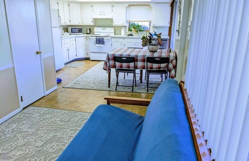 Bakerton House | Riverside cottage, minutes from historic Harpers Ferry! Private river access!