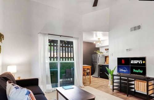 Riverside Condo | Riverside Gem for 4 | Swimming Pool + Free Parking