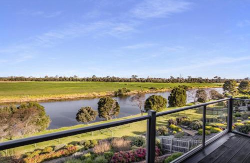 Eastwood House | Riverside Haven