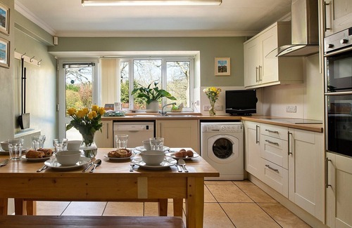 Dolgellau House | Riverside holiday home in Dolgellau, No Deposit