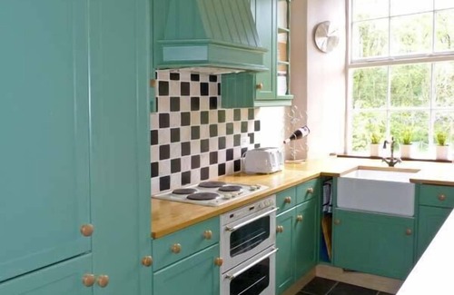Airton Apartment | RIVERSIDE WALK, family friendly, luxury holiday cottage in Airton