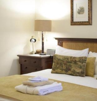 Claremont House | Riversong Guest House