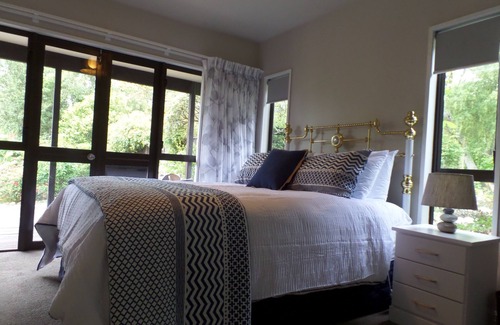 Geraldine Bed & Breakfast | Riverstone House