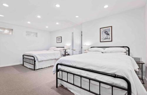 Edgewater House | Riverview Retreat On Warehouse Creek