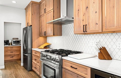 Duluth House | RiverWest Alpine - Base Spirit Mtn.- Dog Friendly - Sauna