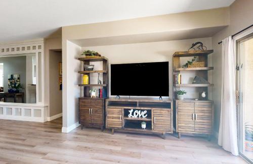 Cooper Commons House | Riviera Retreat