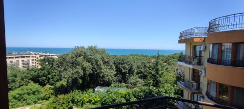 Golden Sands Apartment | Riviera Sea VillageApartments Golden sands