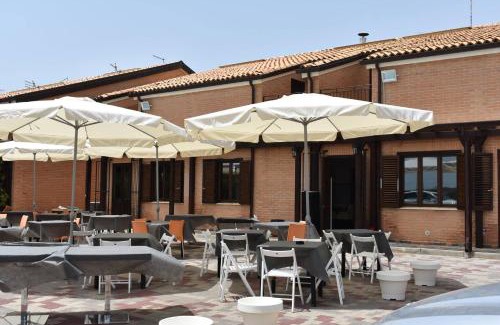 Butera Hotel | Riviera Village Family Resort