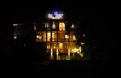 Sirimalwatta House | Rivorich Residence Kandy