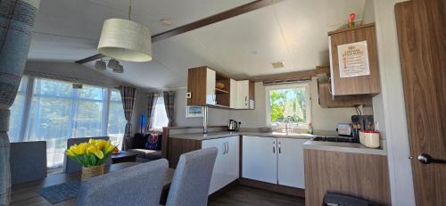 Tattershall House | RJ Luxury Caravan Hire With Hot Tub