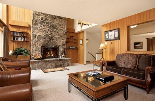 Teton Village Villa | RMR: Wind River 4 Condo in Teton Village