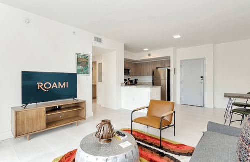 Coral Way Apartment | Roami at Grove 27 | Coconut Grove | 1BR #08