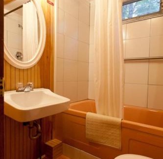 Salsbury Cove Hotel | Robbins Motel