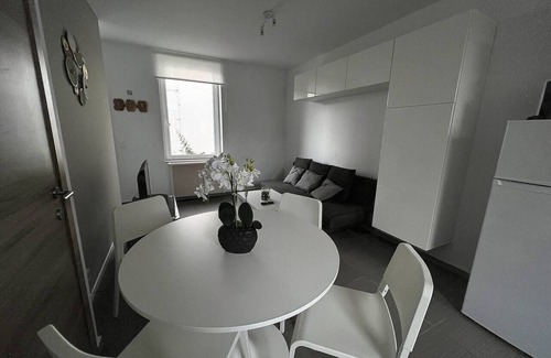 Ransart House | Robert 20 Brussels-charleroi-airport