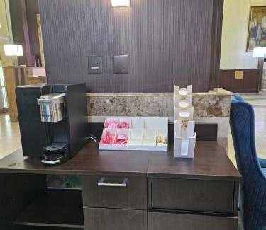 Central Business District Hotel | Robert Treat Hotel