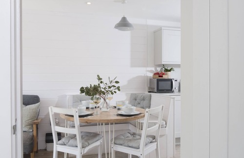 Polzeath Cottage | Robin is a delightful two-bedroom holiday property, offering a peaceful escape