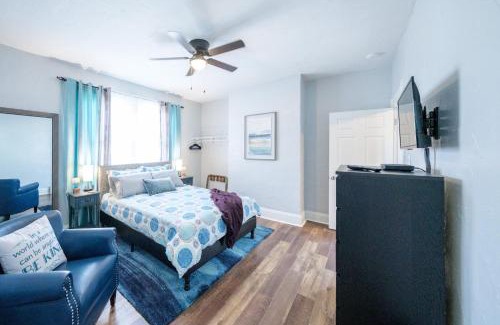Hamilton Apartment | Robin's Nest - Miami U, Weddings or Spooky Nook!