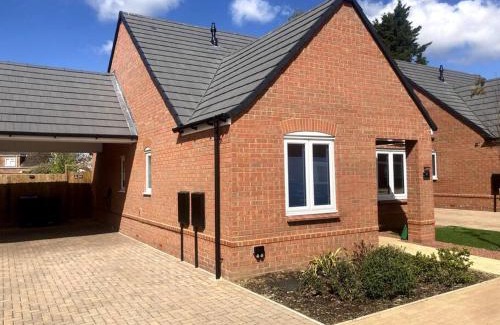 Great Houghton House | Robins Nest Luxury Bungalow