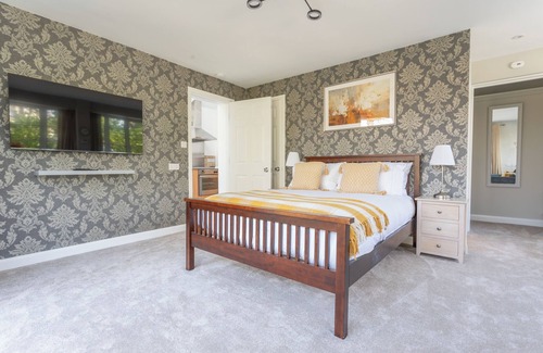 Offerton House | Robins Perch