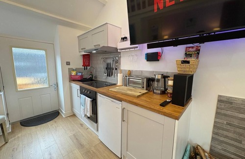 Brynsiencyn Cottage | Robyn’s Retreat – Cosy Hideaway Perfect for Explor