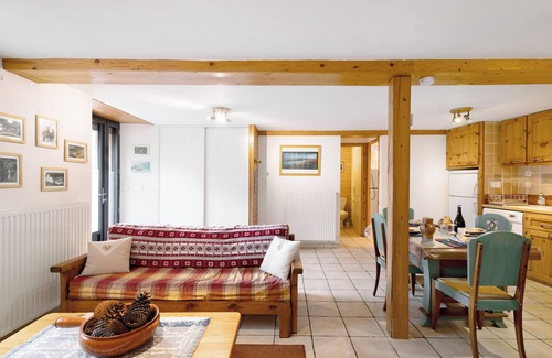 La Cabanasse Apartment | Roc del Boc – Mountain view, peaceful and cozy stay in La Cabanasse with 2 bedrooms and BBQ