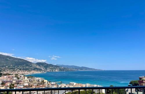 Roquebrune-Cap-Martin Apartment | RocaMare - entre Monaco et Menton, près des plages